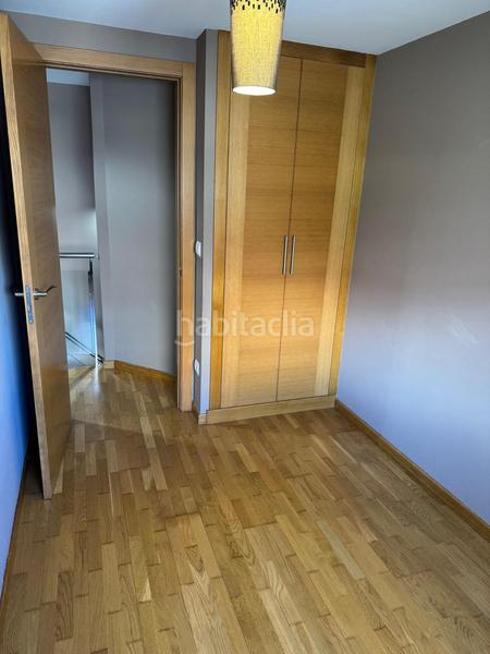 Foto 6bc24a31-8bdb-41d1-8a3a-737176953847. Location duplex avec chauffage parking dans Agra del Orzán - Ventorrillo Coruña (A)