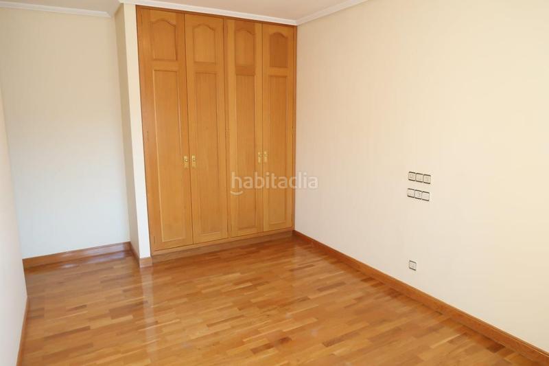 Foto 9b7c8749-d769-4849-96da-d8c94492a1e1. Affitto appartamento con riscaldamento parcheggio in Coruña (A)