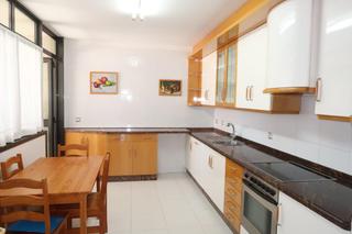 Location Appartement  Francisco vales villamarín. Piso en alquiler en los castros, 3 dormitorios.