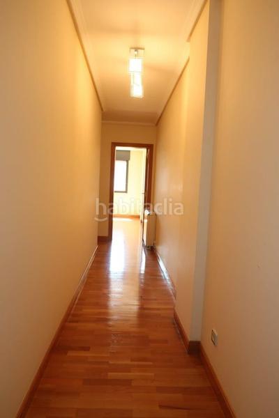 Foto e4b3c0d0-e2dd-49f5-8bc6-66840c5279e4. Alquiler piso  en alquiler en los castros, 3 dormitorios. en Coruña (A)