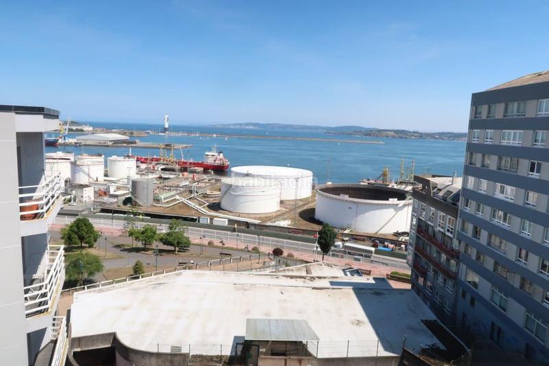 Foto 69486ceb-9053-48fe-aa73-443e4cd55181. Location appartement avec chauffage parking dans Los Castros - Castrillón Coruña (A)