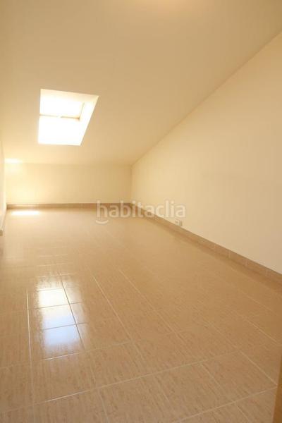Foto 02cda926-1a49-45ad-89de-e21d55abd1c5. Rent flat with heating parking in Los Castros - Castrillón Coruña (A)