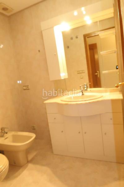 Foto 6f319326-9c7d-4232-b3b7-c9c7569881d3. Rent flat with heating parking in Los Castros - Castrillón Coruña (A)