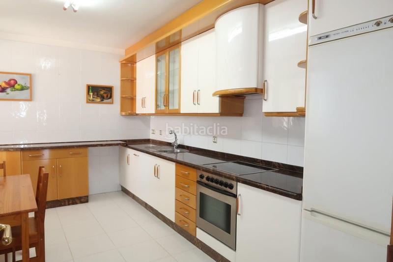 Foto a177df5c-a423-4161-bf0d-ea9a1718e56e. Rent flat with heating parking in Los Castros - Castrillón Coruña (A)