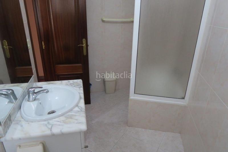 Foto d4b93b86-0cbb-4496-ab0a-5182d7fceee9. Alquiler piso  en alquiler en c barcelona, 4 dormitorios. en Coruña (A)