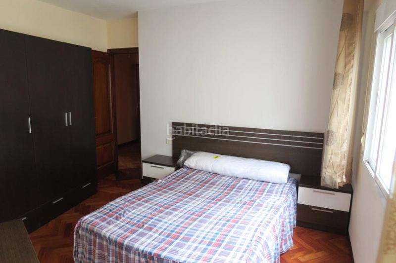 Foto dd508eb7-f68a-43c4-aaf4-dc8e9daabdfb. Alquiler piso  en alquiler en c barcelona, 4 dormitorios. en Coruña (A)