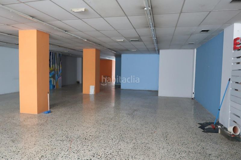 Foto 077b588c-76ef-4f4c-ba6b-e01be6245ba9. Local comercial a Os Mallos Coruña (A)