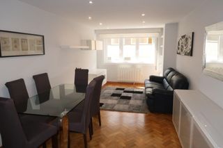 Appartamento  Almirante romay. Piso en venta en ciudad escolar, 3 dormitorios.