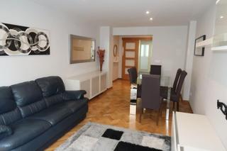 Pis  Almirante romay. Piso en venta en ciudad escolar, 3 dormitorios.