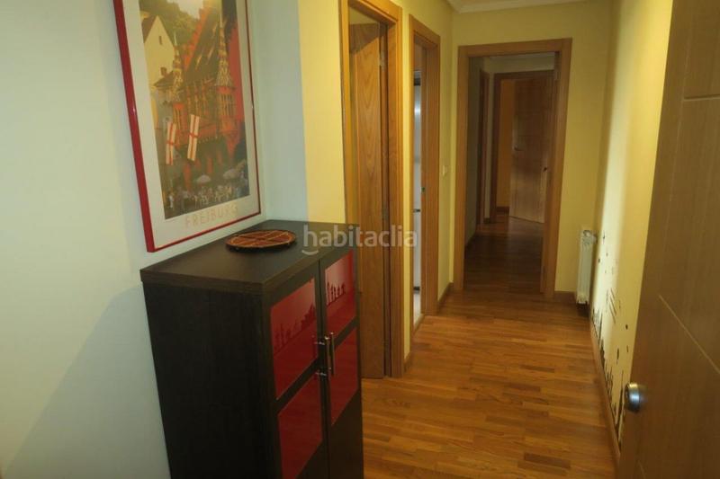 Foto 76b5111a-67a6-4fe6-bc56-fb4333fdd730. Location appartement avec chauffage parking dans Portádego - Vilaboa Norte Culleredo