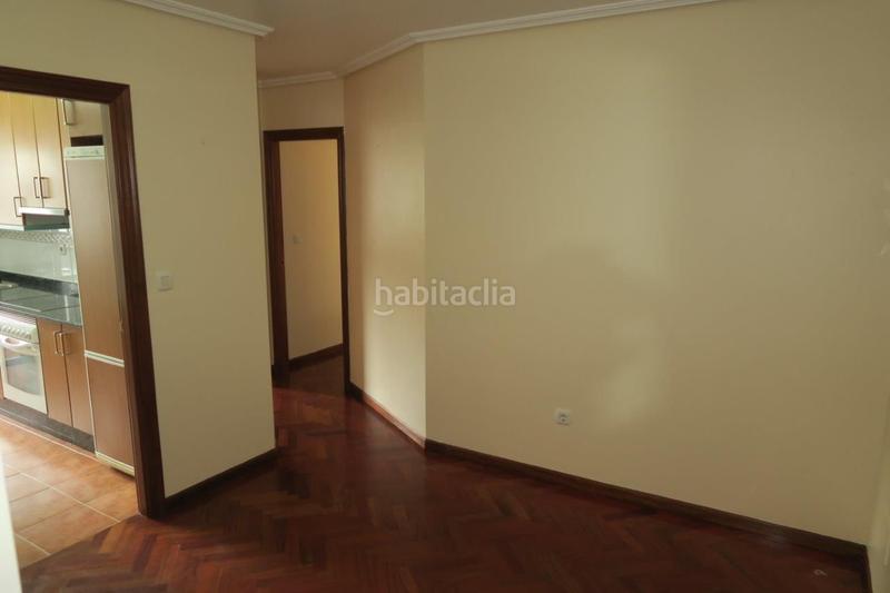 Foto bdbf7b6d-3242-414d-8d28-cd85d93164db. Apartament amb calefacció aparcament a Los Castros - Castrillón Coruña (A)