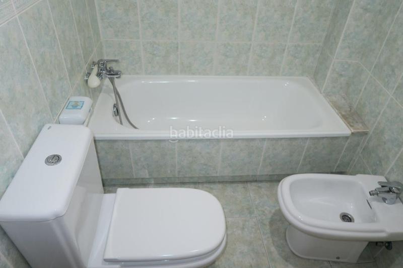 Foto f8d4db8d-0adc-4ab1-9913-eb64650f70a7. Apartament amb calefacció aparcament a Los Castros - Castrillón Coruña (A)