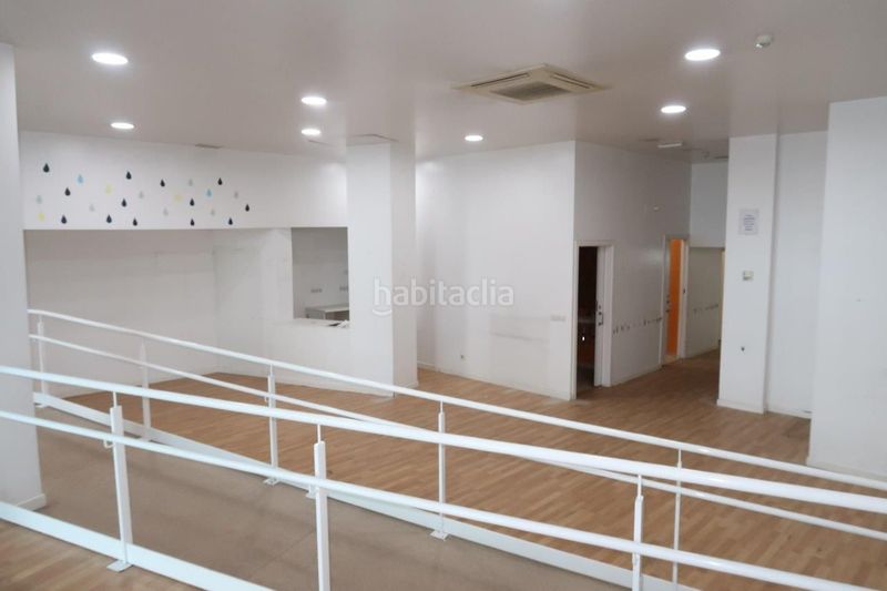 Foto 6ecb8c44-f5f0-4b6f-b6a7-38a87392bc32. Alquiler local comercial local en alquiler en centro plaza pontevedra, 4 dormitorios. en Coruña (A)