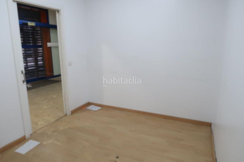 Foto d08d726b-4766-4fd2-9d1b-4984b88ba3de. Alquiler local comercial local en alquiler en centro plaza pontevedra, 4 dormitorios. en Coruña (A)