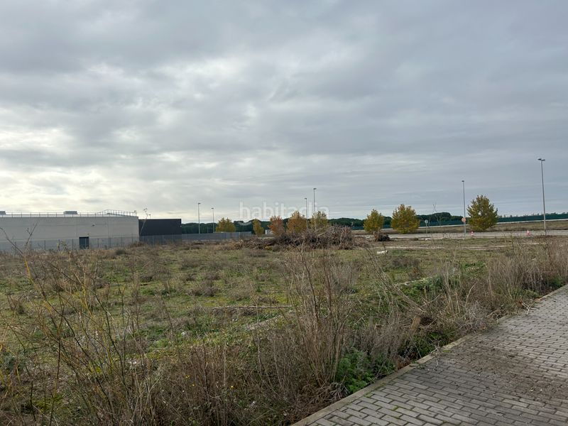 Foto d452ffdd-fe67-46d5-b7d9-c18628f4a46a. Area edificabile industriale in calle cortadores 18 in Laguna de Duero