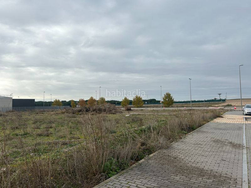 Foto f3e28faa-5eb1-4568-bc47-dd4c4dbbe8fc. Area edificabile industriale in calle cortadores 18 in Laguna de Duero