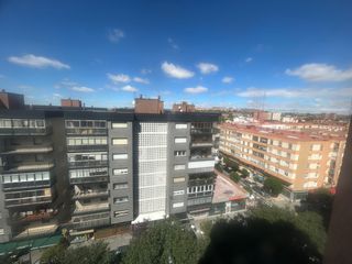Piso en Calle Parque Arturo León 1E