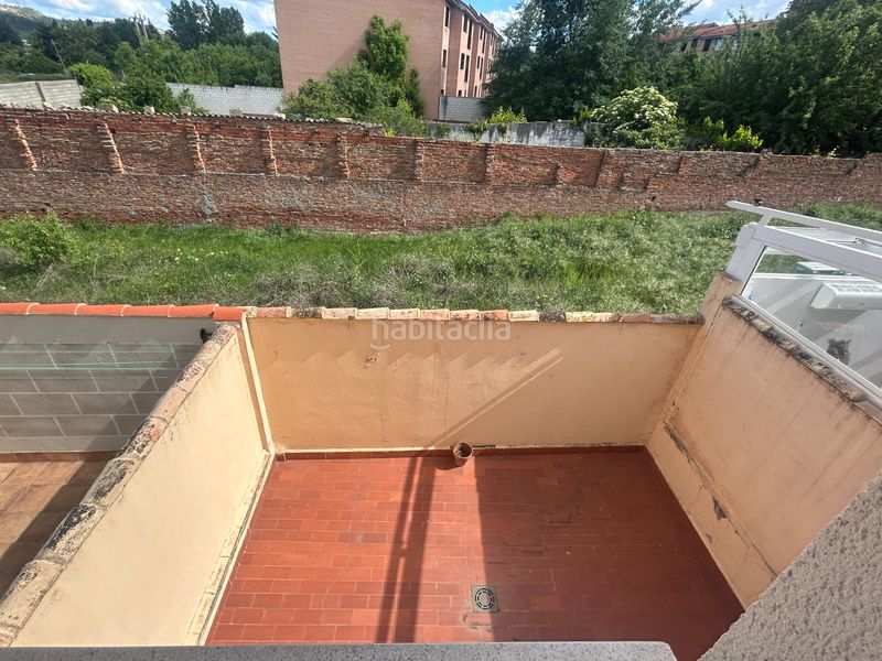 Foto 41527834-be78-4078-a2d5-23e672e89881. Semi detached house in calle huebra 7 in Pajarillos Altos Valladolid