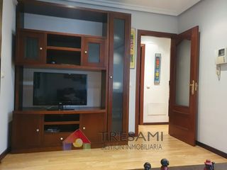 Flat  Ramon y cajal 7. Oportunidad con terraza