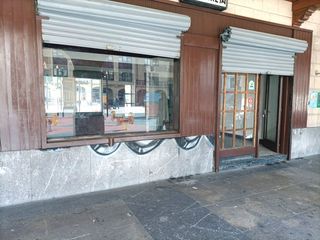 Business premise in Particular de club kalea 4