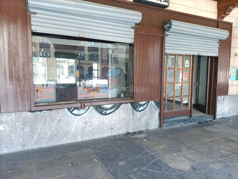 Foto be83629f-f51f-4a78-9270-758822128c3d. Local comercial a particular de club kalea 4 a Las Arenas Getxo