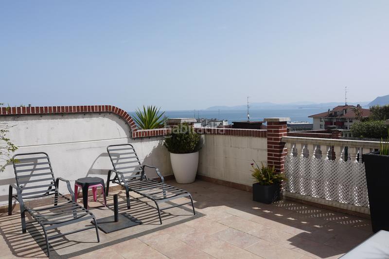 Foto 1f85d49f-2334-4ade-9826-c89cb0948a76. Casa adossada amb calefacció aparcament piscina a Castro - Urdiales