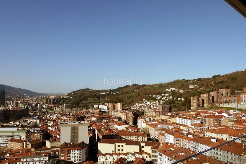 Foto 0ca9947c-0857-4dad-a732-3960b1fda85b. Alquiler ático en zumalacárregui etorbidea 21 excelente atico con impresionantes vistas sobre todo . en Bilbao