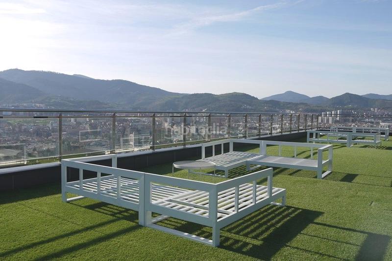 Foto af160622-c8cb-493b-a52d-3bcbbee4b7e5. Alquiler ático en zumalacárregui etorbidea 21 excelente atico con impresionantes vistas sobre todo . en Bilbao