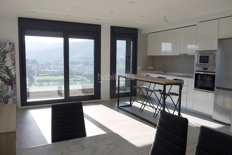 Foto ea5046de-4dee-439a-8bf6-ac161b12dd54. Alquiler ático en zumalacárregui etorbidea 21 excelente atico con impresionantes vistas sobre todo . en Bilbao
