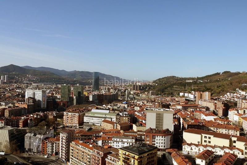 Foto 3d625b87-50e1-474f-b66a-ad0526bccd75. Lloguer àtic a zumalacárregui etorbidea 21 a Barrio de Uribarri Bilbao