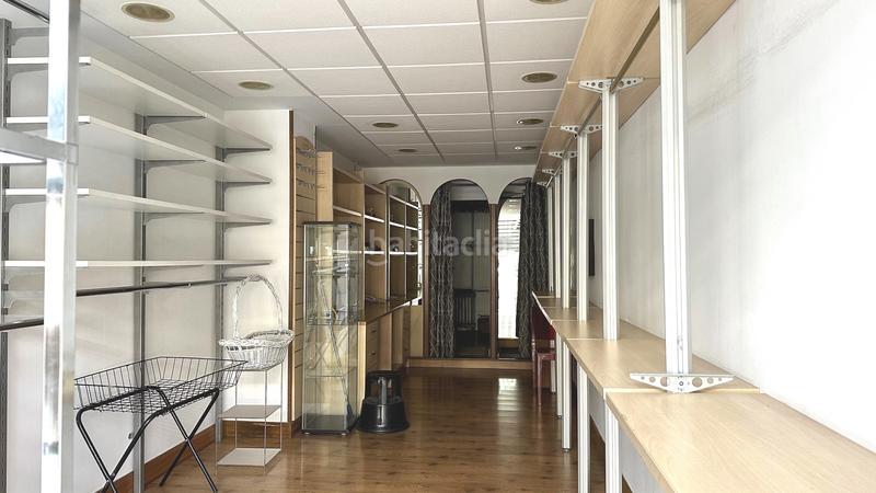 Foto 145ea167-2fbb-4c66-a852-3782c4ddd54d. Local comercial a iparragirre etorbidea 9 a Centro Urbano-Hirigunea Leioa