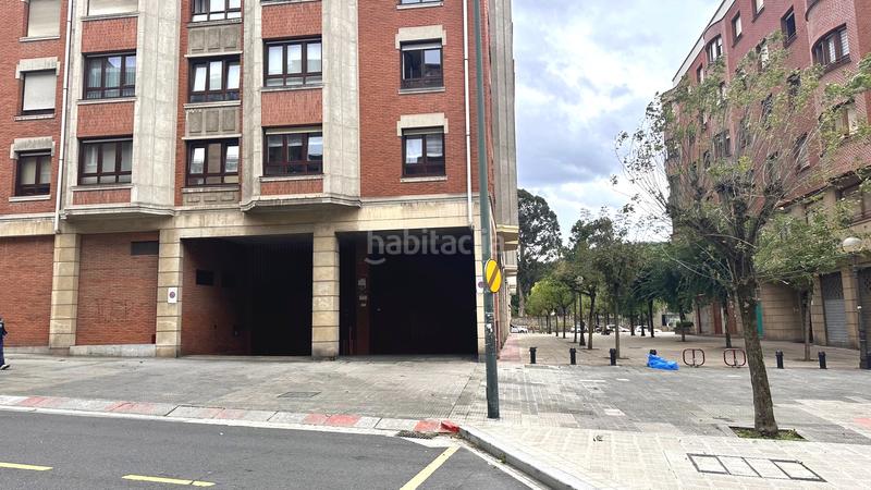 Foto abddba5d-bb71-4d5c-9e0b-39d90c4bd887. Autoparkplatz in sarrikoalde plaza 2 in Ibarrekolanda Bilbao