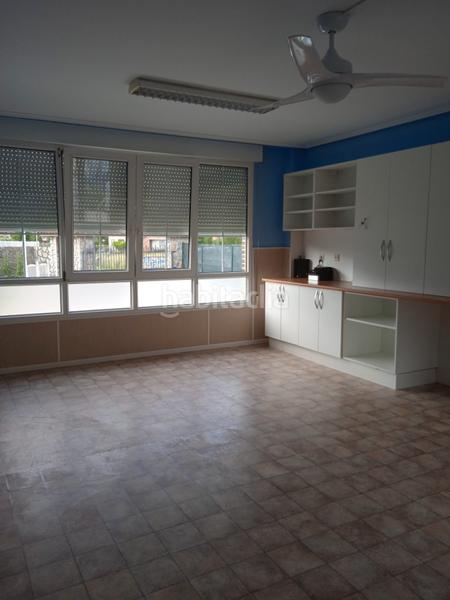 Foto 459c3a3f-6536-4716-9cdb-d58e211a27fa. Casa pareada gran propiedad en la pesquera. en El Callejo - La Pesquera - La Arenosa Laredo