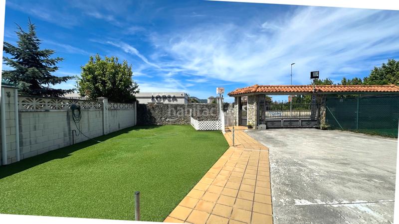 Foto fb8e275a-1c78-4681-9318-40f0b3294481. Casa pareada gran propiedad en la pesquera. en El Callejo - La Pesquera - La Arenosa Laredo