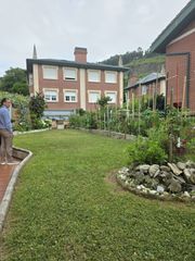 Casa aparellada  Avenida de chinchapapa 2. Chalet en la zona llana de cotolino