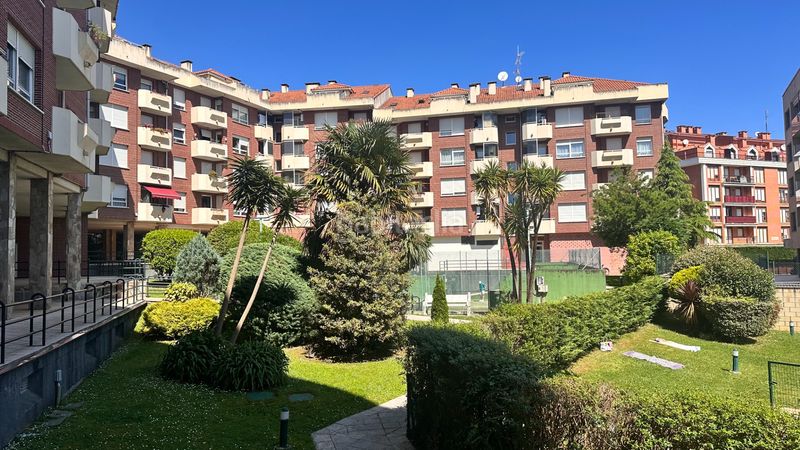 Foto 570fecfa-bcd4-45d0-9fb0-ff2f6f1c921e. Pis a subida campijo 3 a Playa Ostende Castro - Urdiales