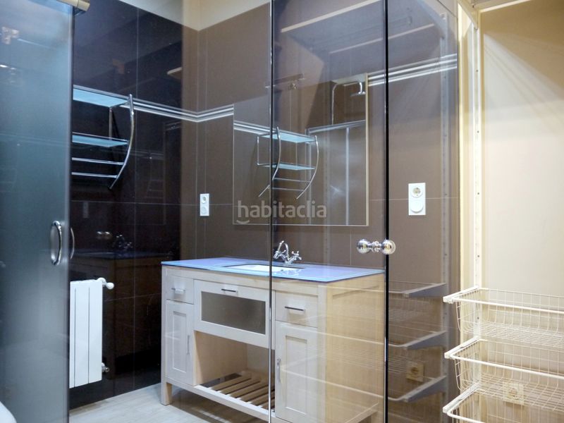 Foto eeace555-3318-4f54-a3b0-dea5c5c5e738. Apartment in gregorio de la revilla zumarkalea 18 in Bilbao