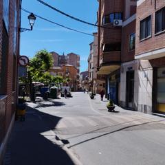 Casa adossada a N/a. Edificio en el centro de medina con vivienda y local