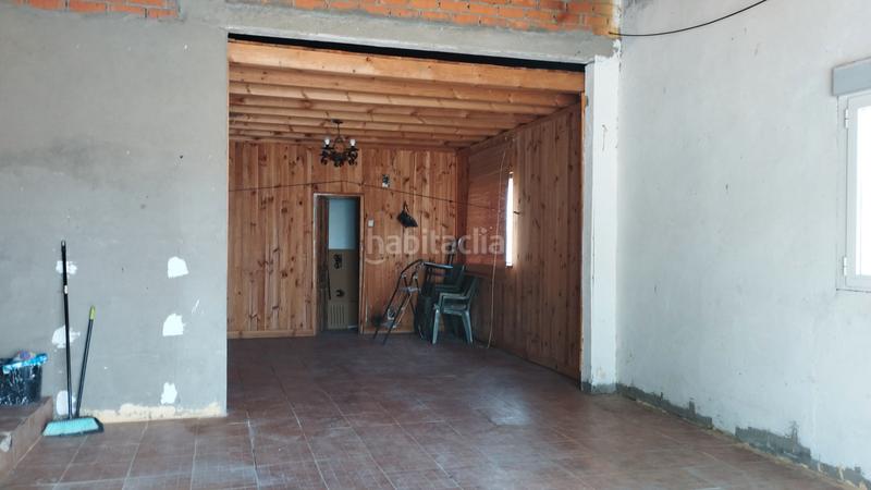 Foto bc15f6d4-7edc-4892-b04f-0e55eff989f5. Chalet en urbanización las salinas 2 41 vivienda con amplia parcela en Medina del Campo