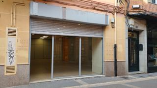 Location Local commercial à Calle bernal díaz del castillo 8. Local al lado de plaza mayor