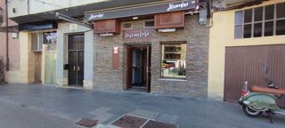 Local Comercial a Plaza segovia 9. Local centrico para cualquier actividad
