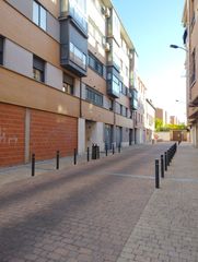 Etagenwohnung in Calle tejada 1. Centrico y con ascensor