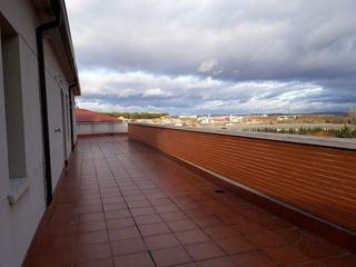 Pis  Calle villanueva