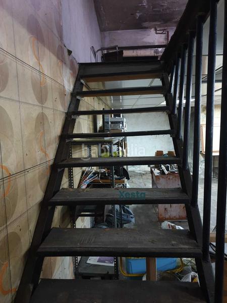 Foto bdb0c3bf-72e0-4960-bcef-003f63afadbb. Business premise in Berbés - Peritos Vigo