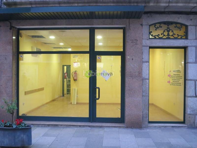 Foto fadf665d-252a-4ffb-ab8e-7cb681192446. Alquiler local comercial en Porriño (O)