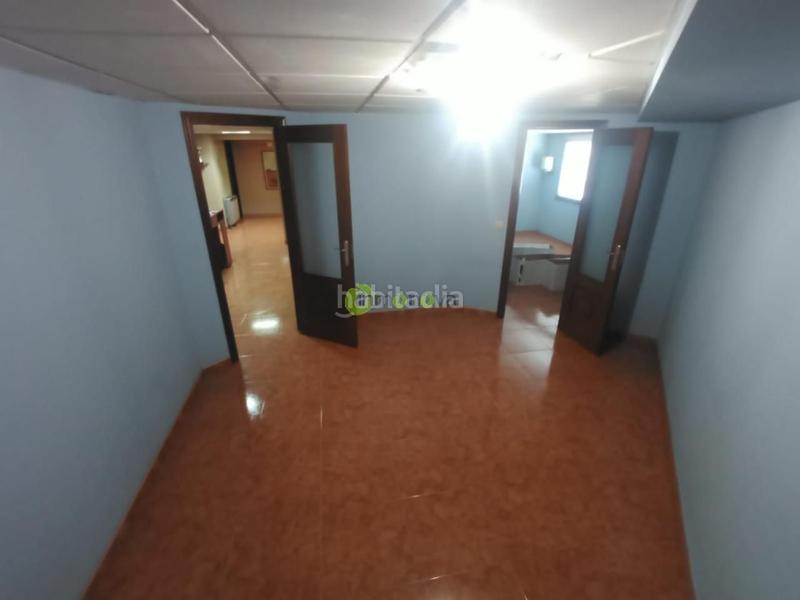 Foto 469f16f0-fbf3-4f49-b91c-eac761dcd4bd. Alquiler local comercial en Porriño (O)