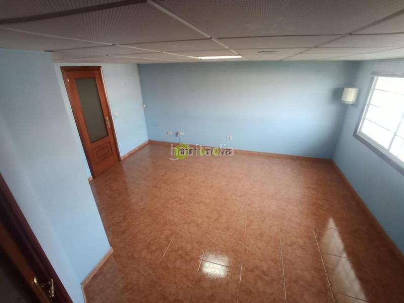 Foto 7d5468f1-f5bb-483a-96bc-2fa5bb427c23. Alquiler local comercial en Porriño (O)