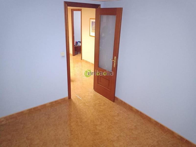 Foto da7263fb-9054-403f-9a87-5683c0a4025b. Alquiler local comercial en Porriño (O)