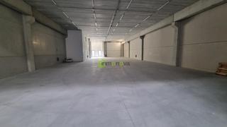 Rent Industrial building  N/a