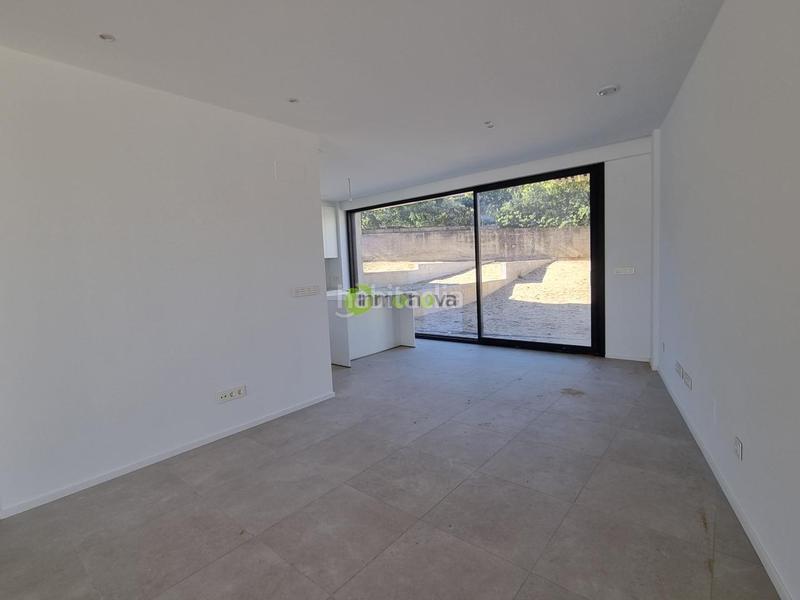 Foto c74847e1-ca13-4dea-a68b-35c3d5f6df6e. Casa a schiera in rua areosa in San Pedro da Ramallosa Nigrán